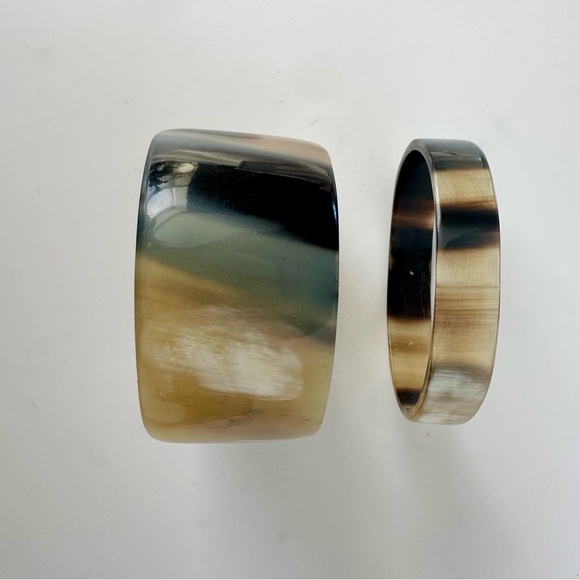 2 Authentic Natural Horn Bangle Handcrafted Bracelets, Brown Beige Black, Set - Picture 4 of 8